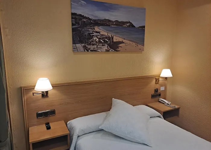 Pensión La Concha 2*