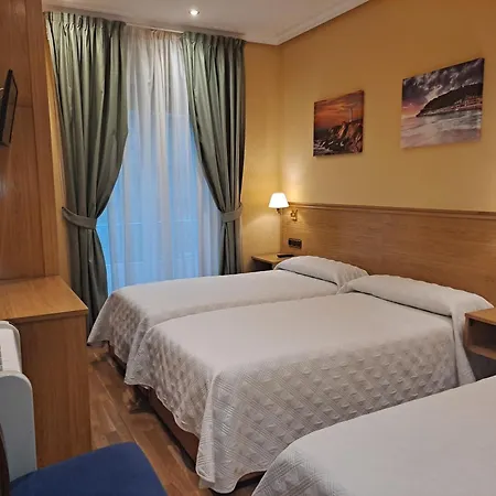 La Concha בית הארחה 2*